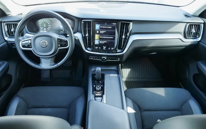 Volvo V60 cena 139900 przebieg: 46500, rok produkcji 2021 z Węgrów małe 596